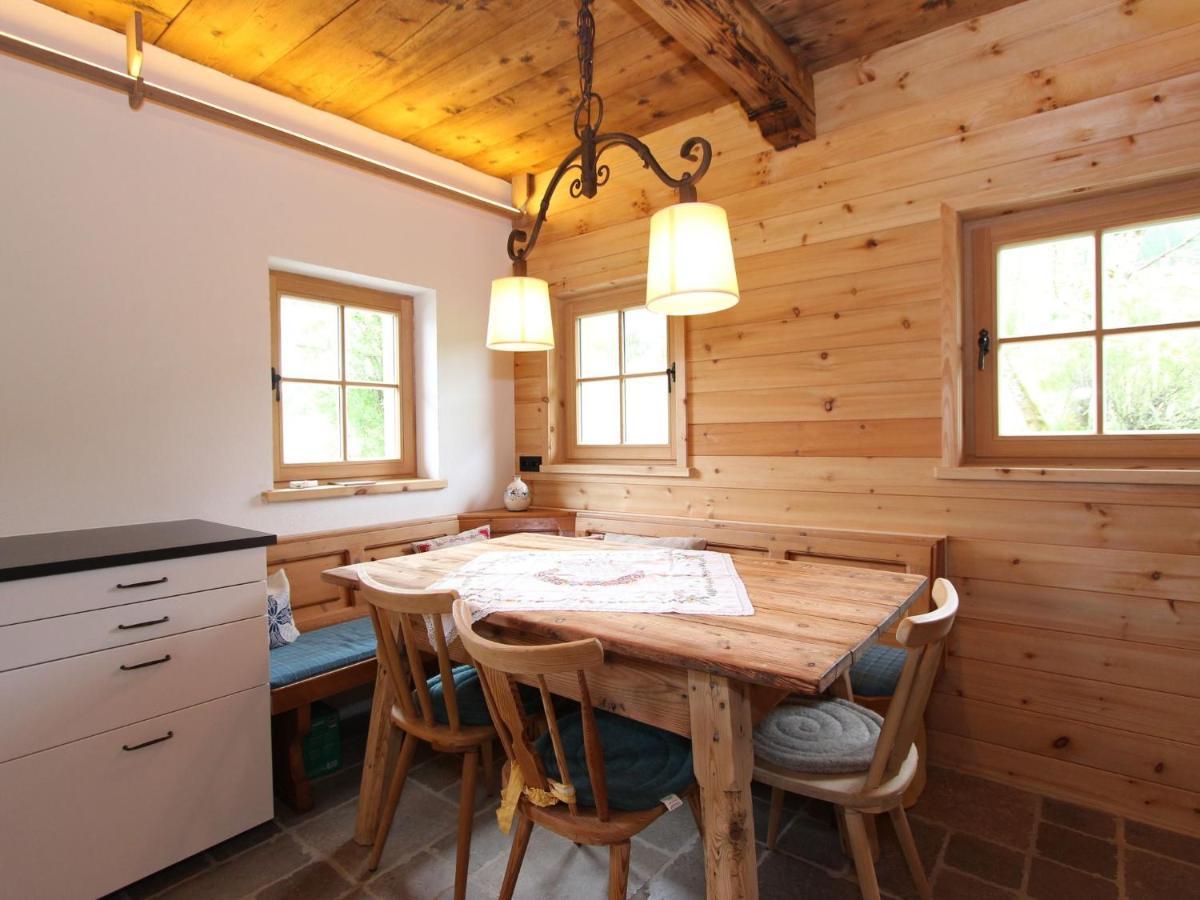 Chalet On The Ski Slope In St Johann In Tyrol Apfeldorf エクステリア 写真