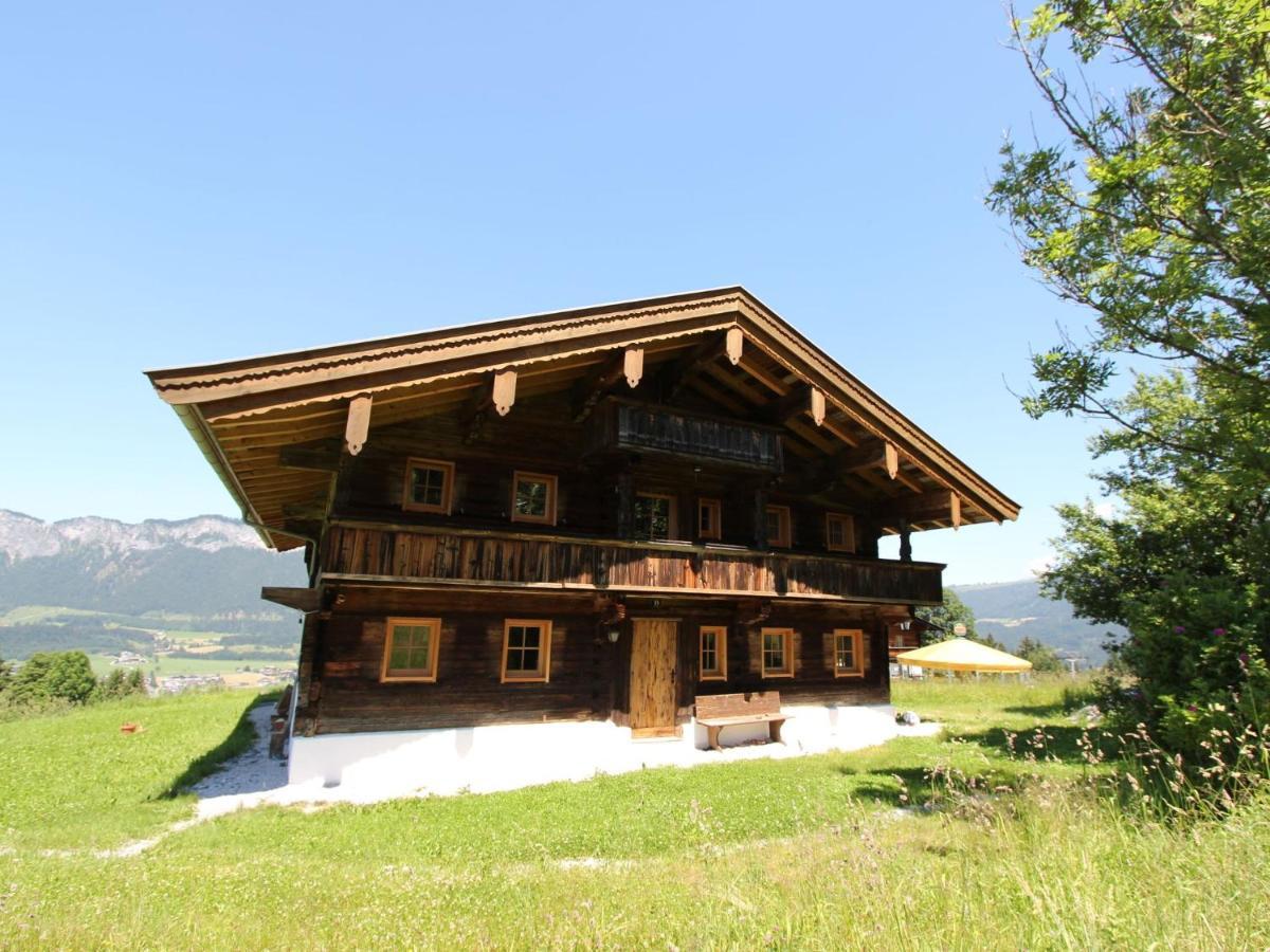 Chalet On The Ski Slope In St Johann In Tyrol Apfeldorf エクステリア 写真